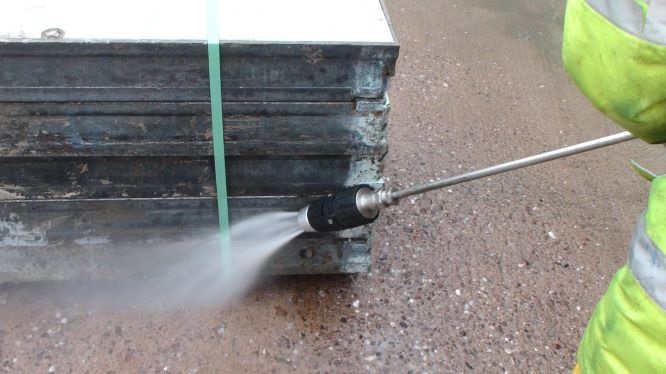 Formwork Cleaning with our new nozzle